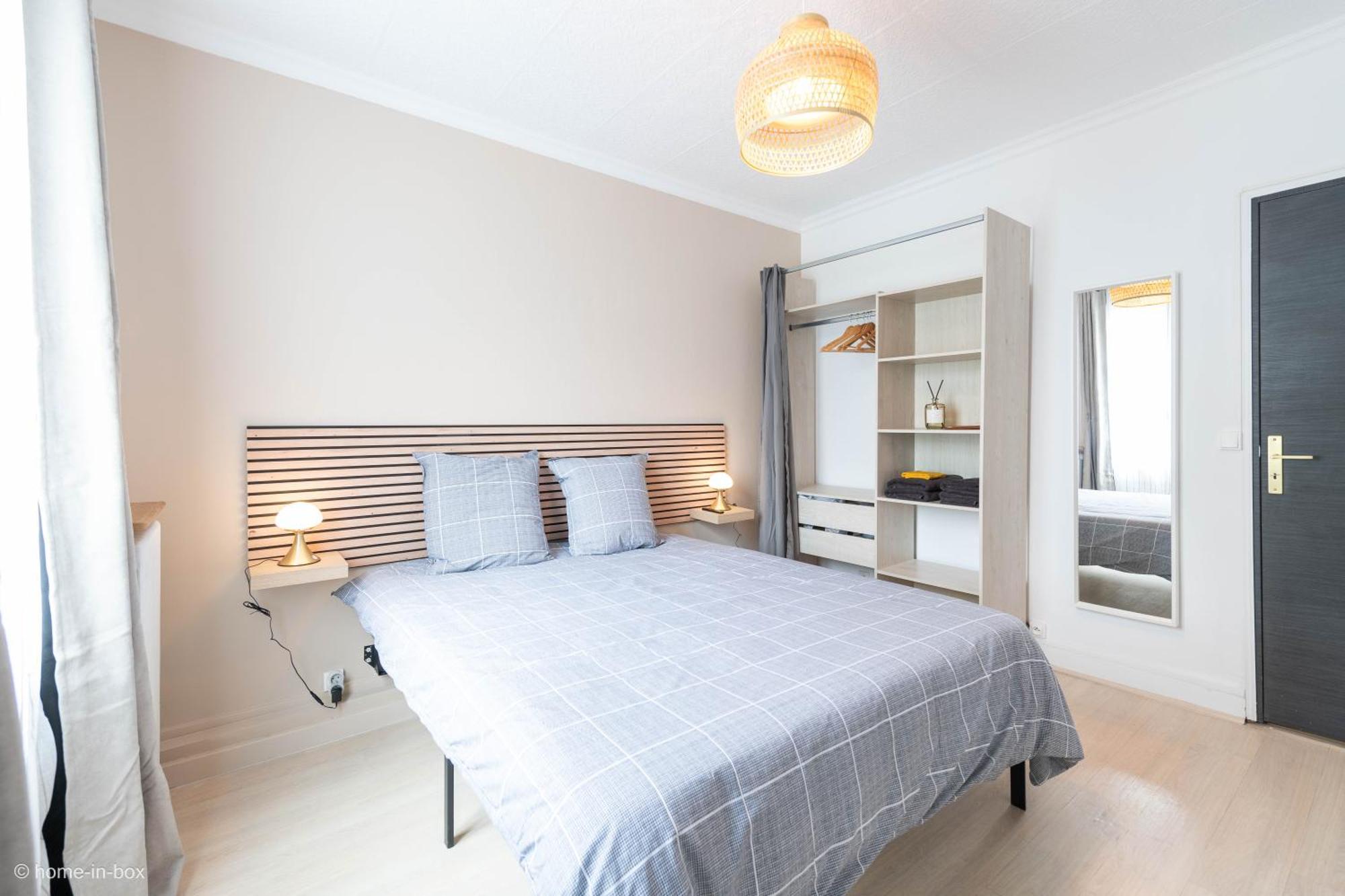 Nid Douillet Entre Paris Et Disney Vaires-sur-Marne Exterior foto